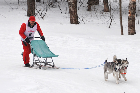 Соревнования зимнего сезона 2011 года в Гатчине.
