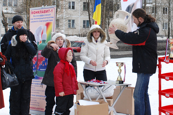 Соревнования зимнего сезона 2011 года в Гатчине.
